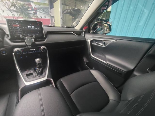 【五大保證五大保固】認證車 旗艦版僅跑3萬9 Acc CarPlay盲點360環景 雙電熱椅 腳踢尾門一手車車庫車原鈑件  第10張相片