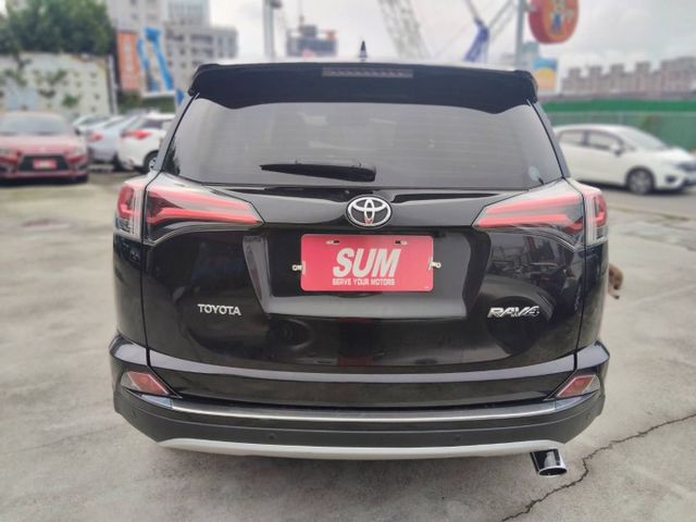 【全場認證五大保證】認證車 尊爵版 Acc跟車 車道偏移 僅跑10萬9原廠保養 免鑰匙摸門 定速 電動椅 一手車庫車  第13張相片