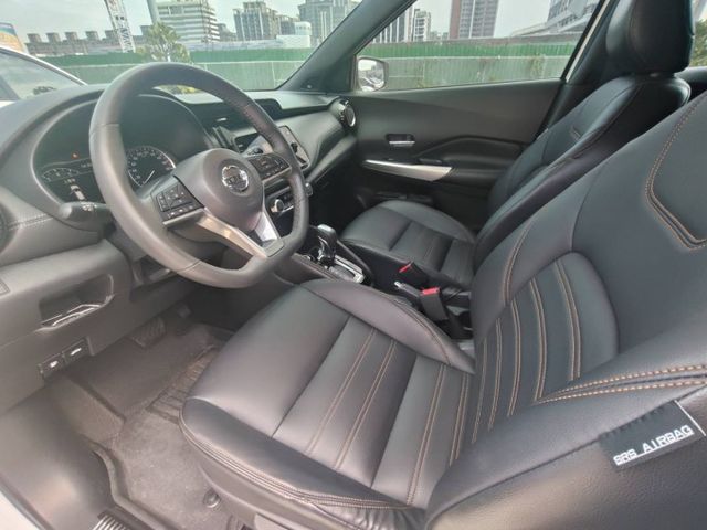 【全場認證五大保固】認證車 最頂級 智行旗艦版 免鑰匙 360環景  一手車原鈑件 原廠保養  第6張相片