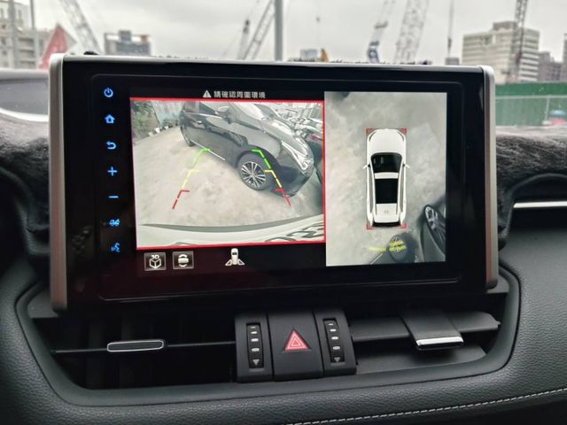 【五大保證五大保固】認證車 旗艦版 Acc CarPlay盲點 環景雙電熱椅 腳踢尾門 車側踏板 一手車 原鈑件原廠保養  第8張相片