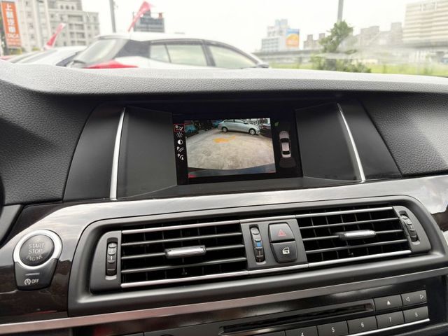 【全場認證五大保證】認證車 520d 僅跑14萬 駕駛記憶雙電動椅 倒車顯影 無待修 一手車原鈑件  第7張相片