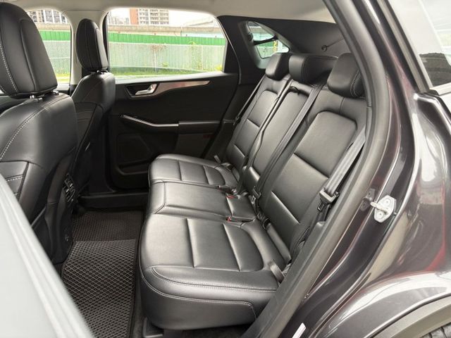 【全場認證五大保固】認證車 僅跑5萬多 1.5時尚版 Acc 盲點 CarPlay 360環景 一手車原鈑件  第13張相片