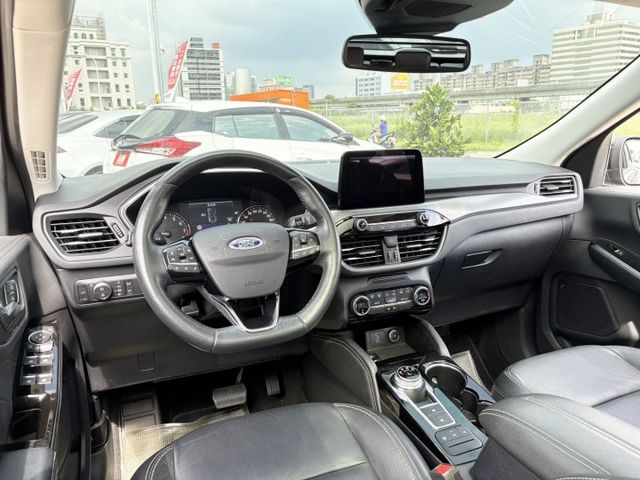 【全場認證五大保固】認證車 1.5旗艦版 全景天窗 Acc 盲點 CarPlay BO音響 腳踢電尾門 一手車原鈑件  第4張相片