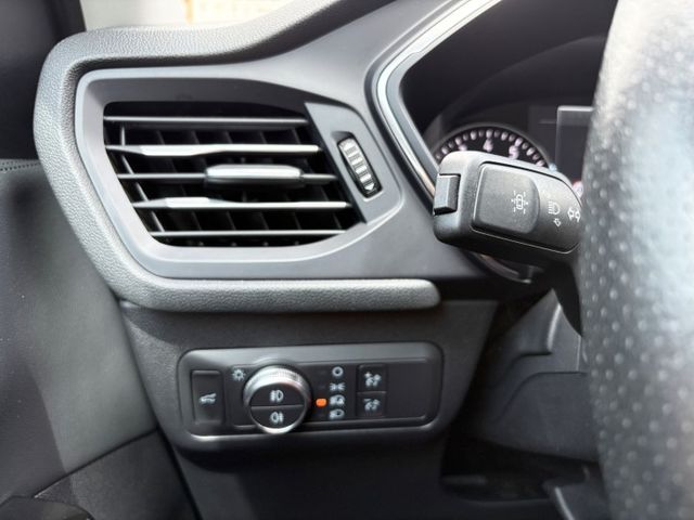 【全場認證五大保固】認證車 1.5旗艦版 全景天窗 Acc 盲點 CarPlay BO音響 腳踢電尾門 一手車原鈑件  第6張相片