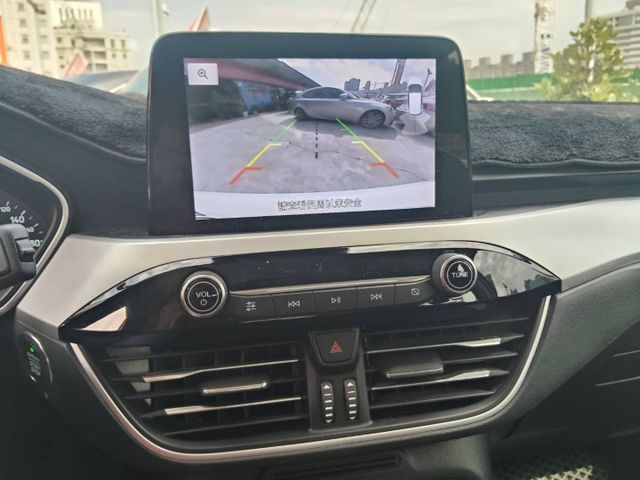 【全場認證五大保固】認證車 1.5渦輪時尚版 換檔快撥 數位儀表 免鑰匙  一手車原鈑件  第7張相片