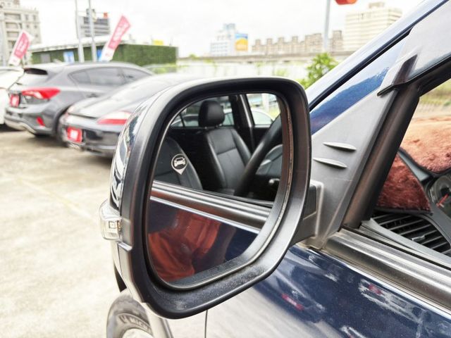 【全場認證五大保固】認證車 頂級版 盲點 定速 中央空調 倒車顯影 導航 抬頭顯示 一手車原鈑件  第7張相片