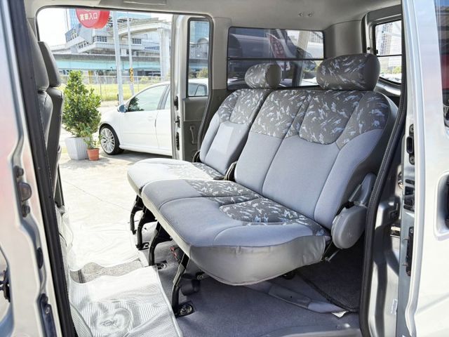 【全場認證五大保證】認證車 保證僅跑11萬 正8人座 無載貨用 最佳商用客貨兩用 一手車自用  第8張相片