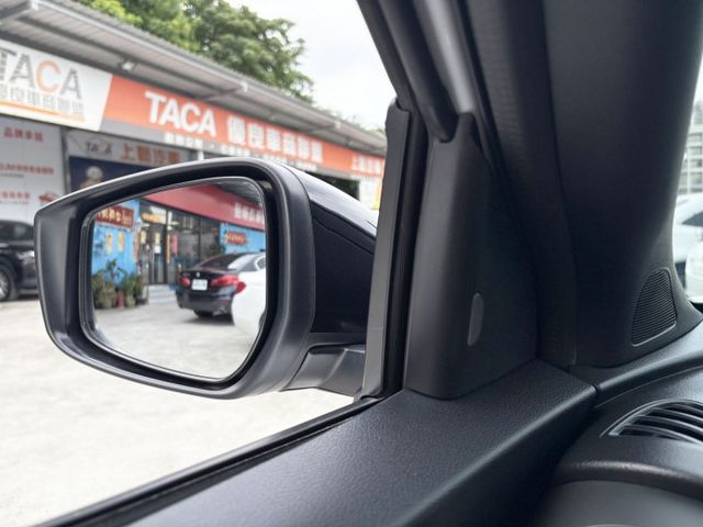 【全場認證五大保證】認證車 23年型 旗艦版 Acc 盲點 360環景 CarPlay 原廠保養 100%原鈑件  第11張相片