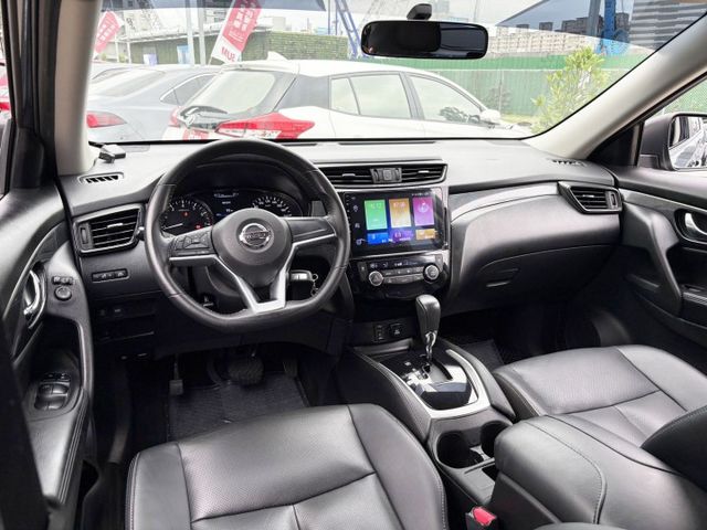 【全場認證五大保固】認證車 安卓CarPlay 保證僅跑4萬 國產超優質代步休旅車 一手車原廠保養  第5張相片