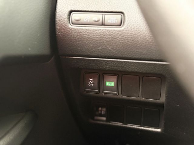 【全場認證五大保固】認證車 安卓CarPlay 保證僅跑4萬 國產超優質代步休旅車 一手車原廠保養  第12張相片