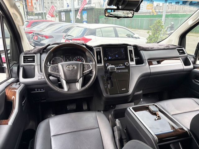 【全場認證原廠保固】認證車 6人旗艦版 雙電滑門 Acc 盲點 CarPlay 僅跑3萬5 一手車原鈑件  第5張相片