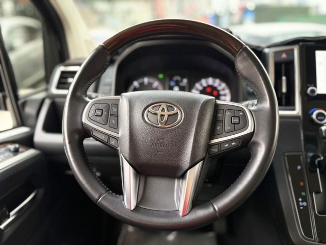 【全場認證原廠保固】認證車 6人旗艦版 雙電滑門 Acc 盲點 CarPlay 僅跑3萬5 一手車原鈑件  第6張相片