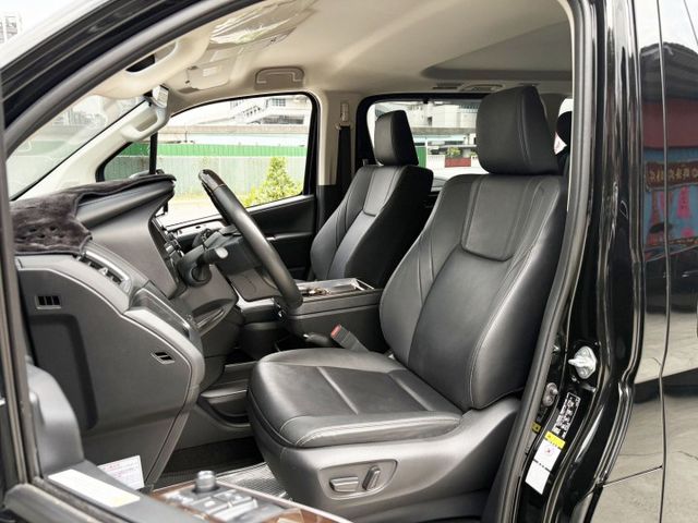 【全場認證原廠保固】認證車 6人旗艦版 雙電滑門 Acc 盲點 CarPlay 僅跑3萬5 一手車原鈑件  第12張相片