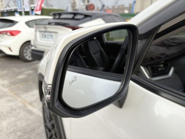 【五大保證五大保固】認證車 旗艦版 Acc CarPlay 駕駛記憶電動椅 盲點 環景 電尾門 一手車原鈑件原廠保養  第9張相片