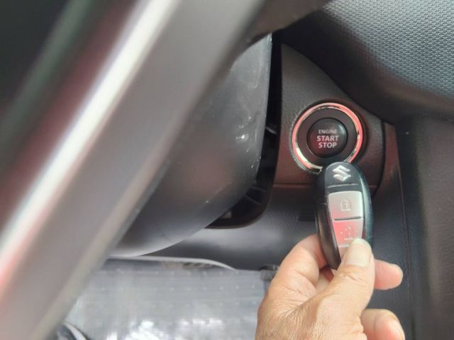【全場認證五大保證】認證車   整備中  豪華版I-KEY僅 恆溫最佳代步小車1.2 稅金8640/年 省油省稅 原鈑件  第6張相片
