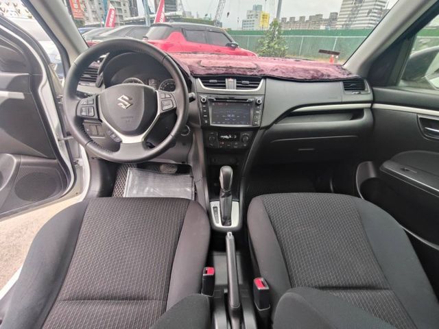 【全場認證五大保證】認證車   整備中  豪華版I-KEY僅 恆溫最佳代步小車1.2 稅金8640/年 省油省稅 原鈑件  第7張相片