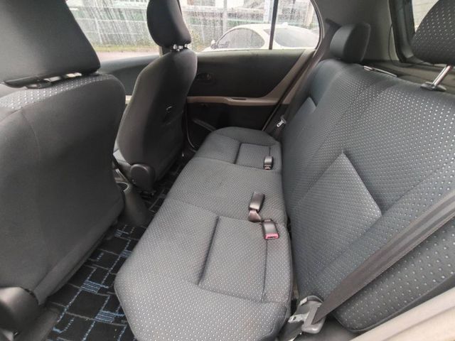 【全場認證五大保證】認證車 超優質代步小車 抬頭顯示 高效率全螢幕前後行車紀錄 八核心安卓影音 一手車  第11張相片