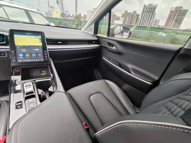【全場認證五大保固】認證車 VIP-B版 僅跑3萬 四座電動椅 CarPlay 全景 盲點 環景 電尾門 一手車原鈑件  第10張相片