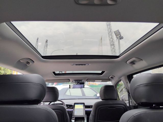 【全場認證五大保固】認證車 VIP-B版 僅跑3萬 四座電動椅 CarPlay 全景 盲點 環景 電尾門 一手車原鈑件  第11張相片