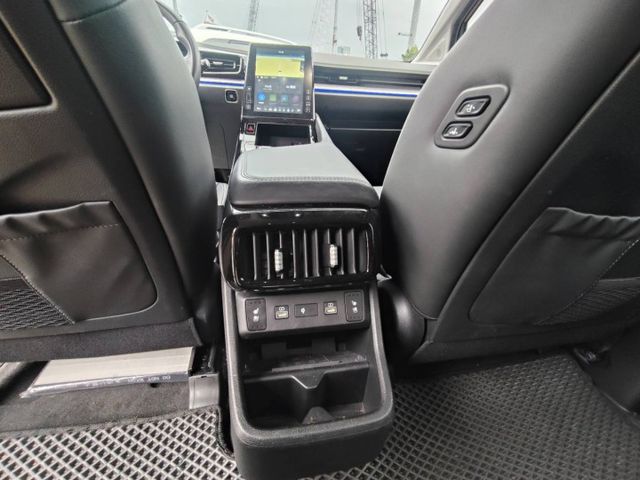 【全場認證五大保固】認證車 VIP-B版 僅跑3萬 四座電動椅 CarPlay 全景 盲點 環景 電尾門 一手車原鈑件  第12張相片