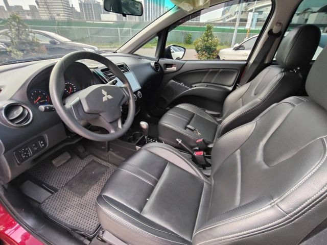【五大保證五大保固】認證車 輕鬆版 八核安卓影音CarPlay  電尾門 一手女用車 原鈑件  第5張相片