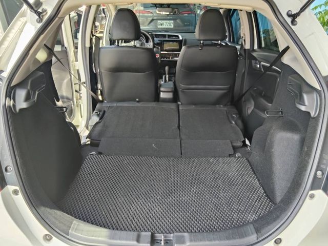 【全場認證五大保固】認證車 Fit1.5 S 車況超優 6氣囊  換檔快撥  -超美一手車原鈑件  第8張相片