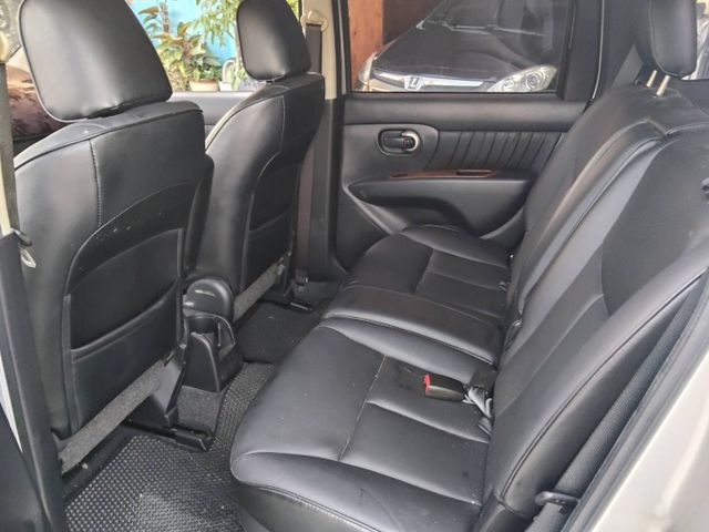 GRAND LIVINA  第13張相片