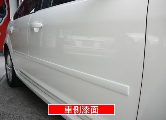 【1.8 優質代步 ★FOCUS-5D】 ✔️五門轎車款✔️後座冷氣出風口✔️省油有力✔️安全性佳✔️安全氣囊  第18張相片