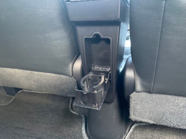 ✔️熱門國產小車✔️後廂置物大空間✔️後座置杯架✔️正 副駕駛座安全氣囊✔️ABS防鎖死  第13張相片