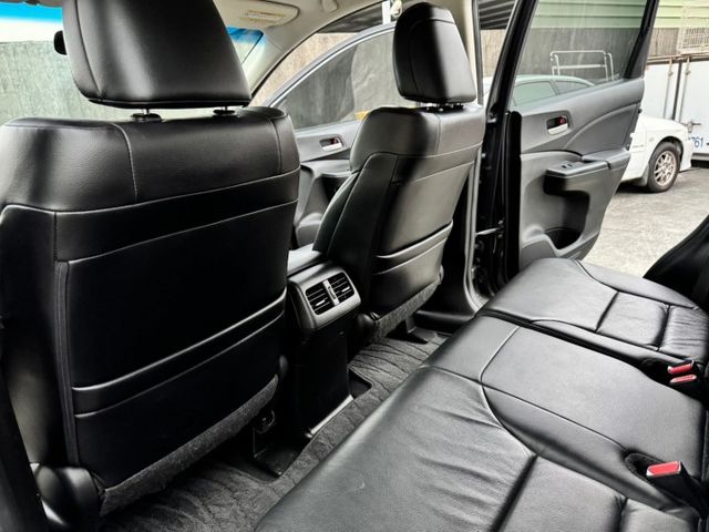 2014年式本田CR-V 2.4 S四輪傳動，動力強勁、操控穩定，空間寬敞，安全性高，家庭理想選擇。  第13張相片