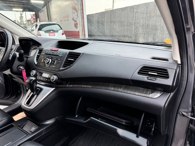 2014年式本田CR-V 2.4 S四輪傳動，動力強勁、操控穩定，空間寬敞，安全性高，家庭理想選擇。  第17張相片