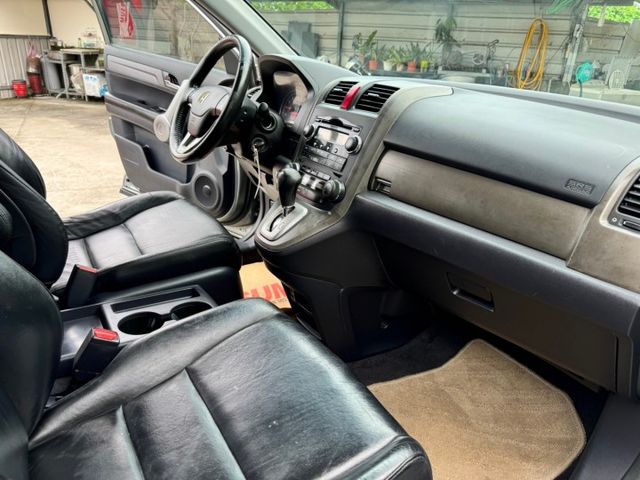 2007年式Honda CR-V，車況良好，搭載穩定動力系統，內裝寬敞舒適，適合家庭使用，保養完善，駕駛體驗優秀，物超所  第11張相片