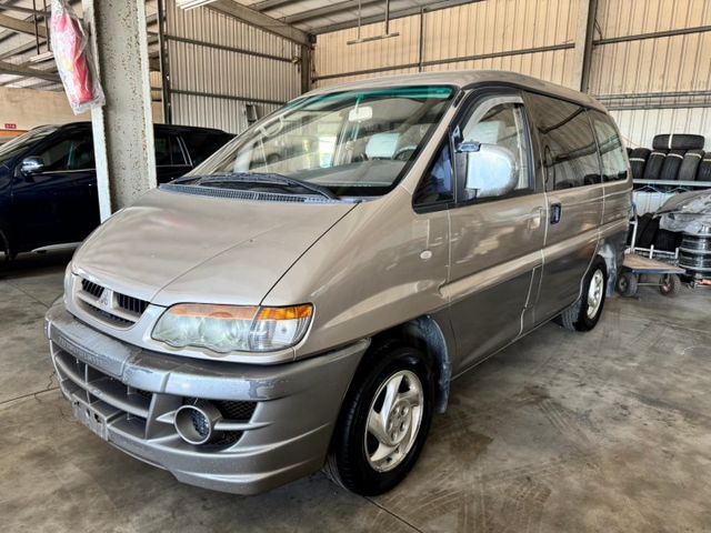 車況良好，空間寬敞，七人座車，動力穩定，維護良好，是實用又耐用的理想選擇！  第1張相片