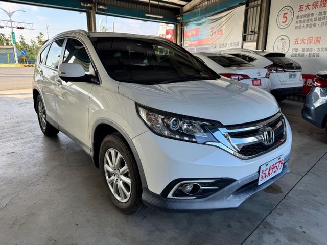 一手車，保養良好，搭載2.4L引擎，動力充沛，空間寬敞，安全配置完善，適合家庭使用，是可靠的中型SUV選擇。  第3張相片
