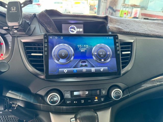 一手車，保養良好，搭載2.4L引擎，動力充沛，空間寬敞，安全配置完善，適合家庭使用，是可靠的中型SUV選擇。  第9張相片