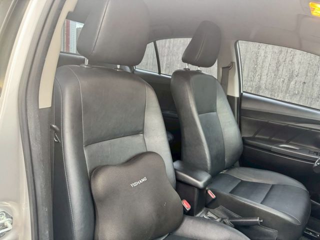 2017年VIOS外型時尚操控靈敏，油耗省心安全配備完整舒適安全駕馭，都會首選。  第4張相片