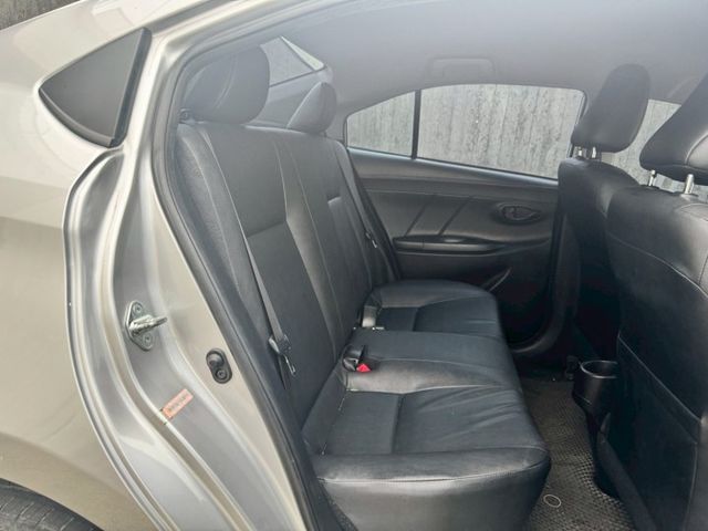 2017年VIOS外型時尚操控靈敏，油耗省心安全配備完整舒適安全駕馭，都會首選。  第5張相片