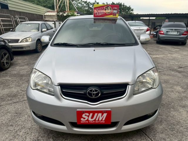 2011年VIOS外型簡約耐看，操控輕巧，省油耐用，維修便宜，妥善率高，代步通勤與新手駕駛的超值首選。  第2張相片