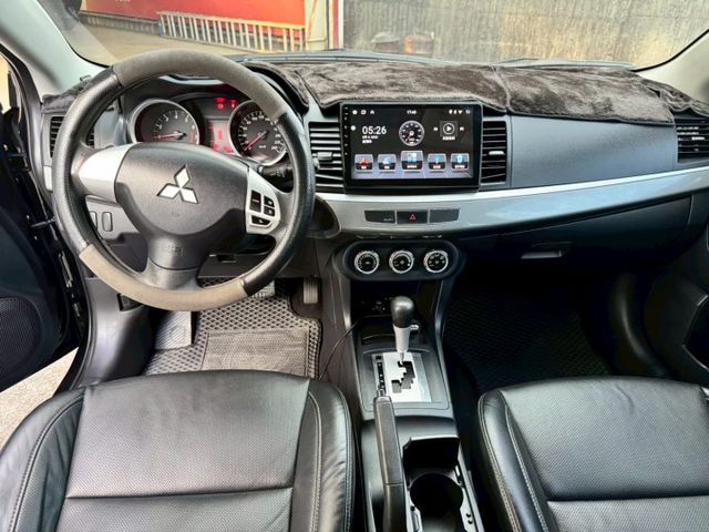 2014年FORTIS外型動感銳利，操控靈活，動力輸出穩定，內裝實用，安全配備齊全，適合年輕族群與日常通勤。  第8張相片