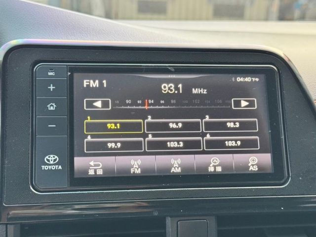 2018年SIENTA七人座空間彈性佳，雙側滑門便利進出，油耗省，安全配備齊全，適合小家庭與多人載客使用。  第17張相片