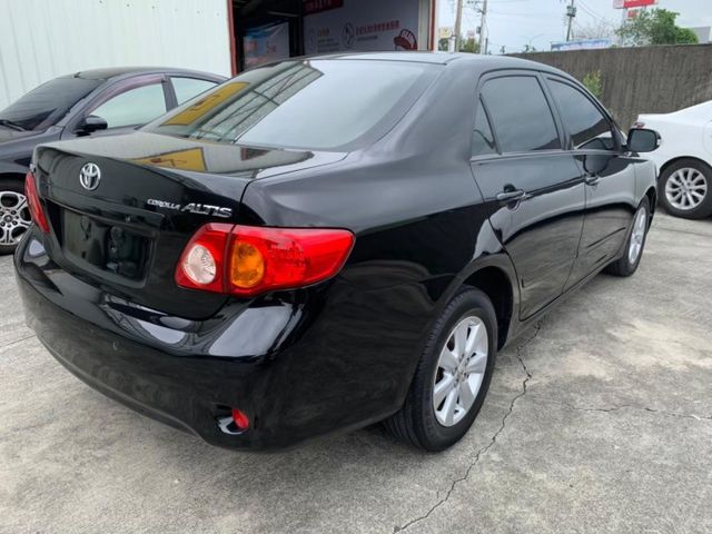 2010年ALTIS空間寬敞，乘坐舒適，動力平順，省油耐用，妥善率高，維修便宜，適合代步與家庭使用。  第6張相片