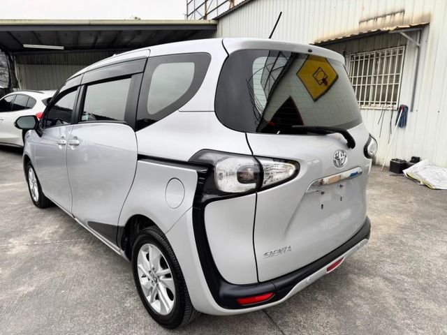 ✔️Smart Entry✔️Push Start✔️ISO-FIX✔️恆溫空調✔️定速巡航✔️電折後視鏡  第5張相片