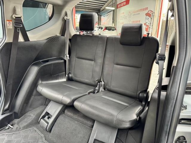 ✔️Smart Entry✔️Push Start✔️ISO-FIX✔️恆溫空調✔️定速巡航✔️電折後視鏡  第12張相片