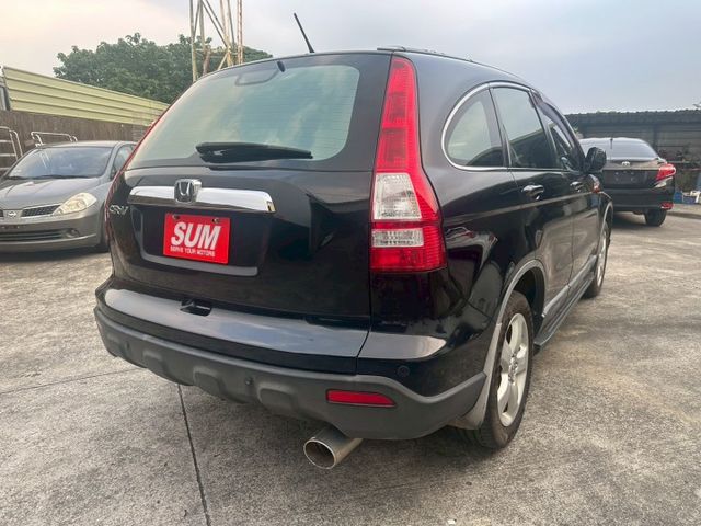 ✔️17吋鋁合金輪圈✔️電動天窗✔️投射式頭燈✔️鍍鉻水箱護罩✔️鍍鉻外門把手✔️單區恆溫空調系統  第5張相片