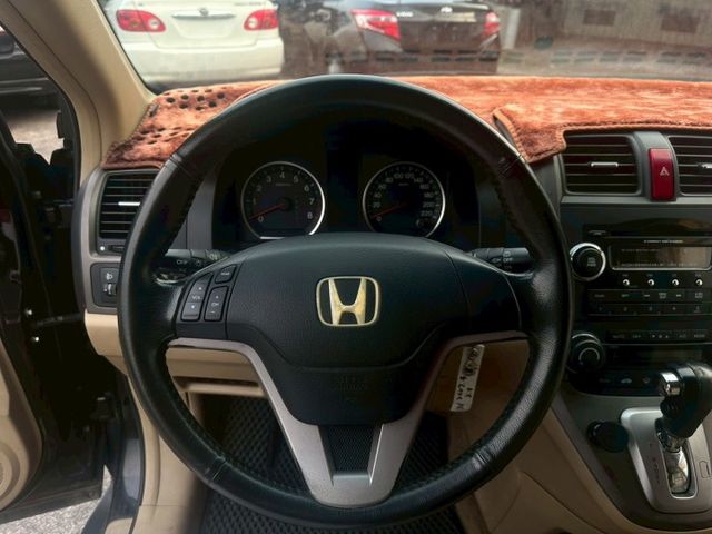 ✔️17吋鋁合金輪圈✔️電動天窗✔️投射式頭燈✔️鍍鉻水箱護罩✔️鍍鉻外門把手✔️單區恆溫空調系統  第11張相片