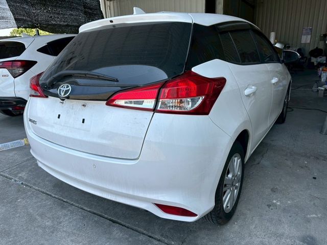 ✔️原廠保養紀錄齊全✔️全車原漆原鈑件✔️高 CP 值代步型✔️超省油、好停車、稅金省  第4張相片