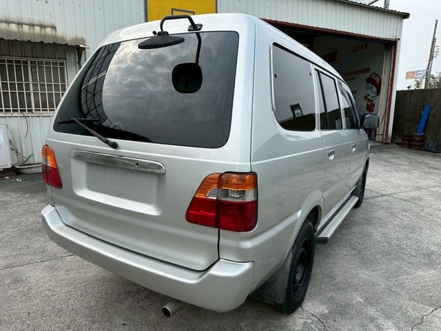 ✔️只有開不壞，沒有載不動！✔️大空間好改裝✔️移動的家隨時出發✔️耐操的生財工具✔️載重強、空間大、開不壞  第5張相片