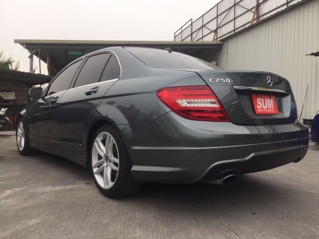 C-CLASS COUPE W204  第6張相片