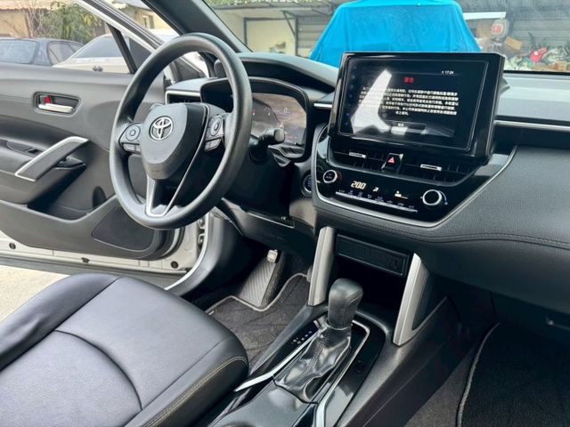 2020年TOYOTA Corolla Cross空間寬敞、油耗佳，配備7氣囊與TSS主動安全，外型時尚，是實用又安心的  第14張相片