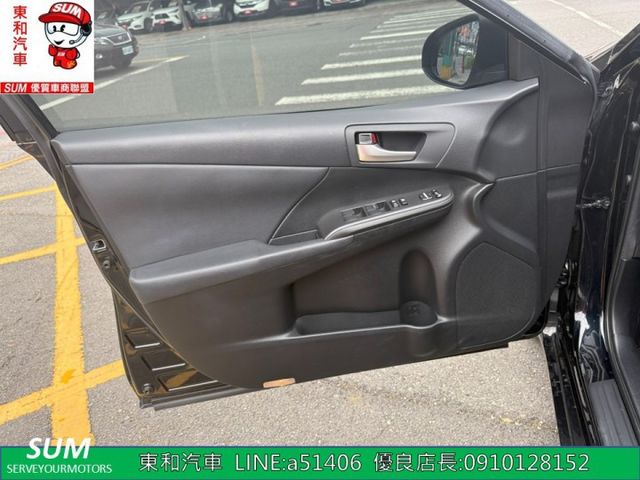 可全貸~原廠影音導航~倒車~行車紀錄器~原鈑件~只跑5萬KM里程保證~  第8張相片